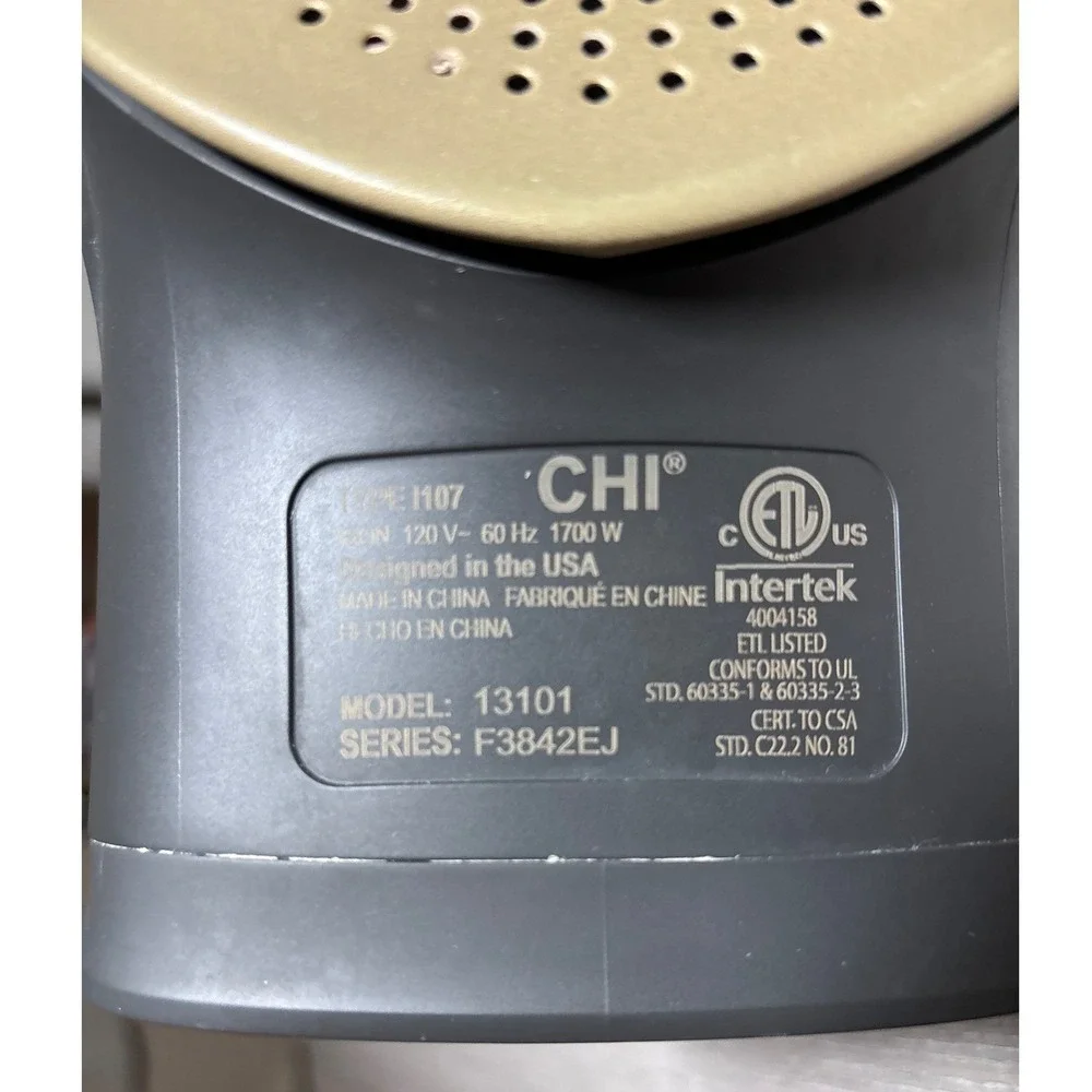 CHI Steam Iron Titanium Infused Ceramic Soleplate 1700 Watts 13101 Tested works